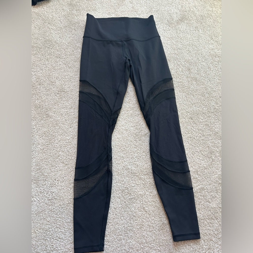 Lululemon mesh black leggings